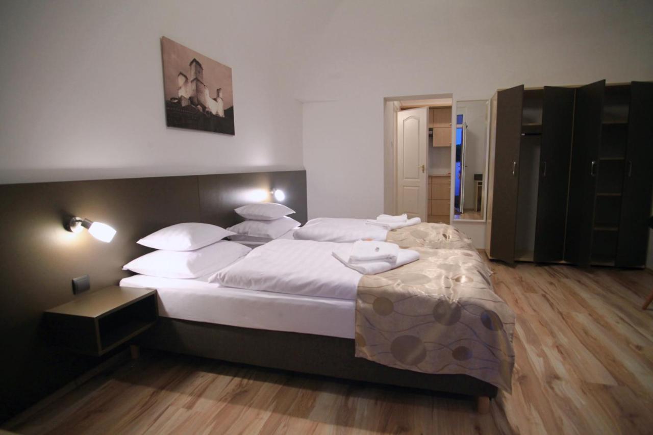 Pizza Tabor Apartman Мишкольц Экстерьер фото